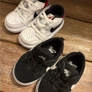 Nike Kids' 2 pairs! Black and White Sneakers